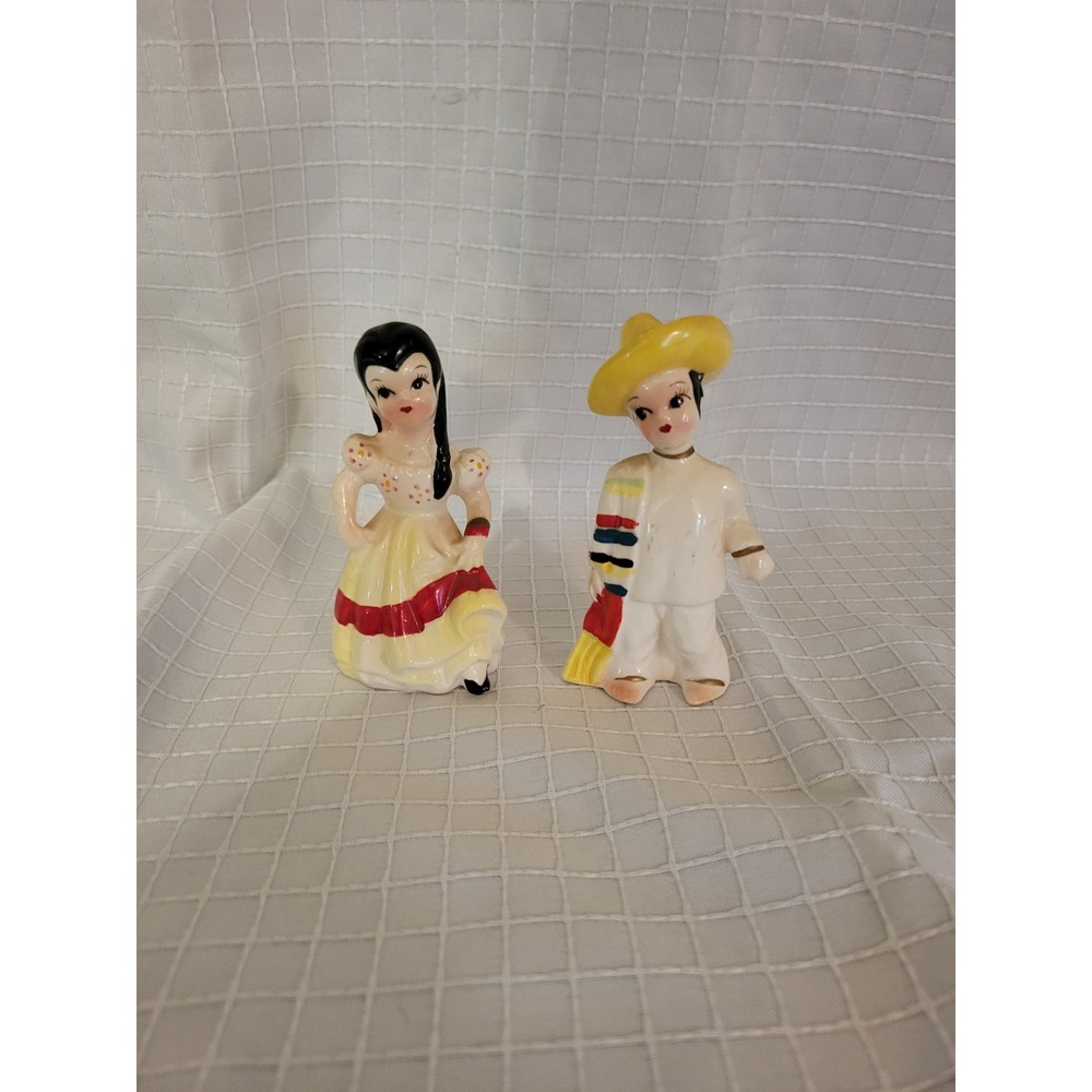 Vintage Kreiss Mexican Boy and Girl Salt and Pepper Shakers Ceramic Japan Set